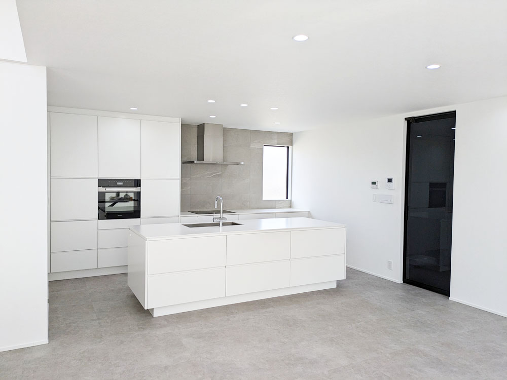 144】Ⅱ型キッチン フラット塗装扉（白） | 高級キッチン割安価格の 